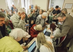 В Латвии готовится первый коллективный иск потребителей. Вернут ли пенсионеры по 2000 евро?