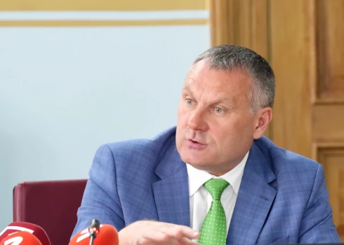 Noslēdzas Jura Stukāna pilnvaru termiņš ģenerālprokurora amatā.
