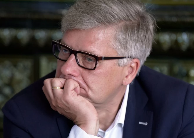 "Это деградация системы управления": Ушаков о том, чем клиповое мышление опасно для политики