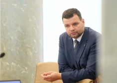 Labklājības ministrs: es zinu, kurš Latvijā saņem 44 000 eiro pensiju mēnesī