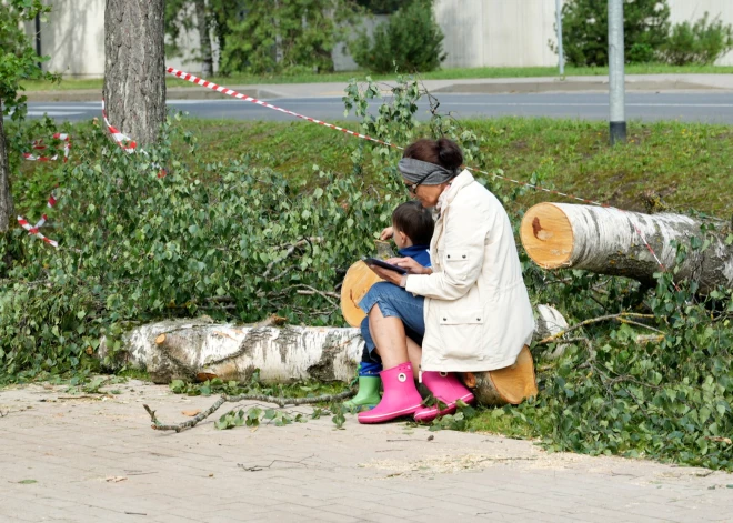 Negaisa postījumu sekas: VUGD piektdien saņēmis 45 izsaukumus