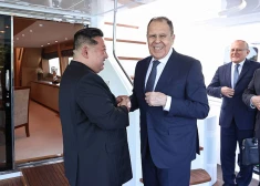 Lavrovs sveic Kimu Čenunu ar dīvainu frāzi: “Tu joprojām smēķē. Es arī smēķēju”