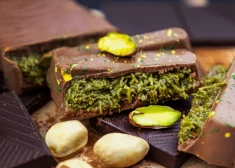 Lielbritānijas pārtikas uzraugi brīdina par iespējami bīstamu šokolādi no Dubaijas 