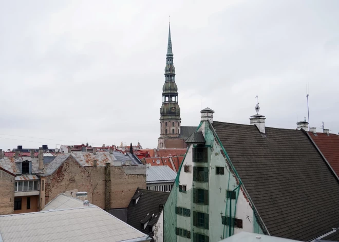Pirmdien debesīs būs mainīgs mākoņu daudzums