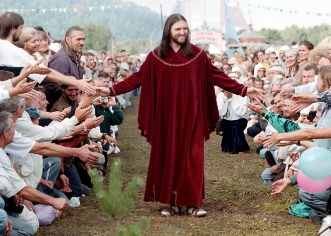 Pēdējās Derības draudzes līderis Visarions jeb Sergejs Torops uzsver, ka viens no viņa dēliem devies slepkavot ukraiņus.