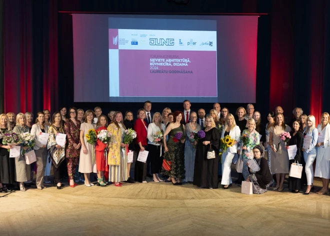 FOTO: Trīs leģendas foruma Sieviete arhitektūrā, būvniecībā, dizainā 2024 noslēguma ceremonijā