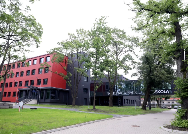 Ierosināta disciplinārlieta pret Nacionālās Mākslu vidusskolas direktori