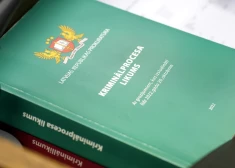  13 personas apsūdzētas par noziedzīgi iegūtu 349 903 eiro legalizēšanu