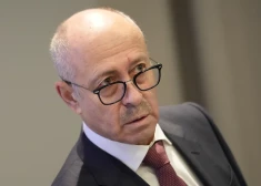 Делать так после выборов неэтично: Олег Буров - о поступке некоторых депутатов