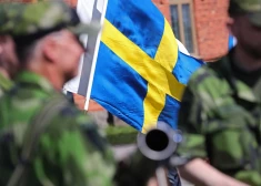 Zviedrijā armijā varētu iesaukt pat 70 gadus vecus karavīrus