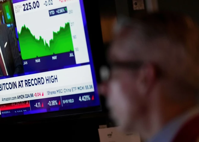 Trampa tarifu draudi akciju tirgus nesatrauc: biržas turpina kāpt