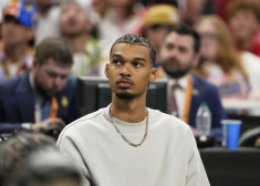 Franču talants Vembanjama atguvies no smagām un pēdējā laikā NBA izplatītām veselības likstām 