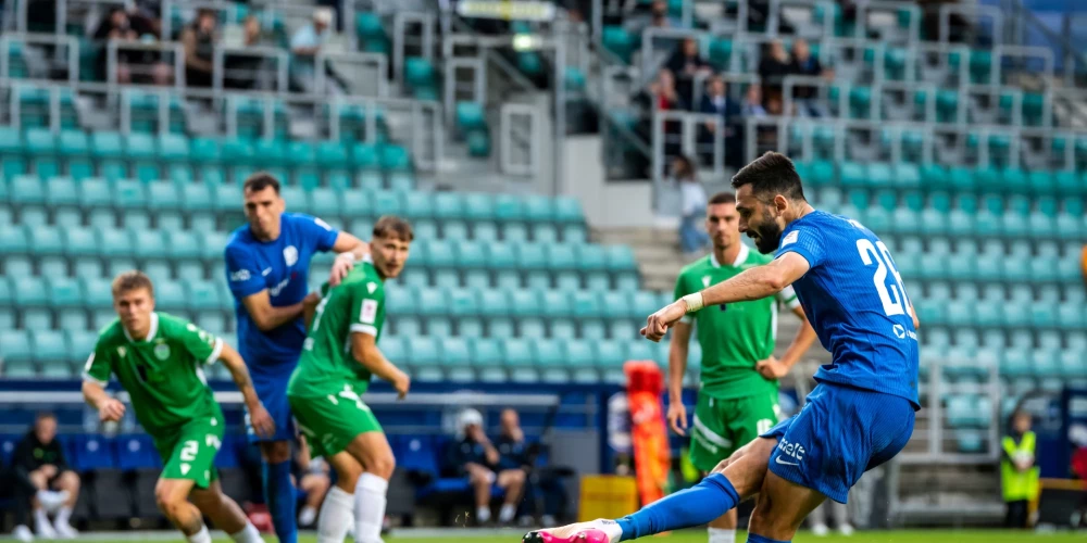 Stefana Paniča (izdara sitienu) rezultatīvais sitiens visu izšķīra komandu pirmajā duelī.