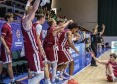 Latvijas U-20 basketbolisti dominē pār Īriju un iekļūst Eiropas čempionāta B divīzijas ceturtdaļfinālā