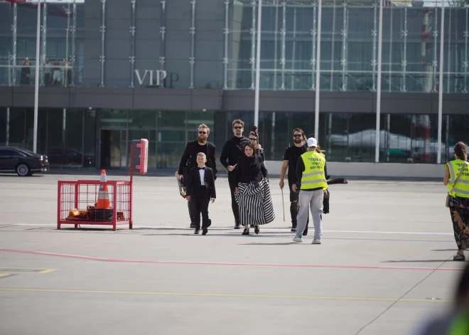 2025. gada 15. jūlijā Rīgas lidostas skrejceļā norisinājās nebijis kultūras un aviācijas projekts — video filmēšana, ko organizēja projekts "Baltijas Balva / Baltic Awards" sadarbībā ar Rīgas lidostu.