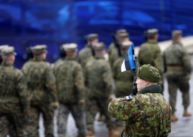 Igaunijā obligāto militāro dienestu sāk vairāk nekā 2200 jauniesaukto