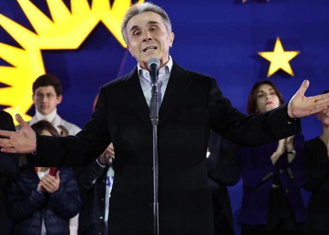 Eiropas Savienība nosaka Gruzijai ultimātu - valstij līdz 31. augustam jāatgriežās pie demokrātiskām vērtībām, vai tam būs sekas