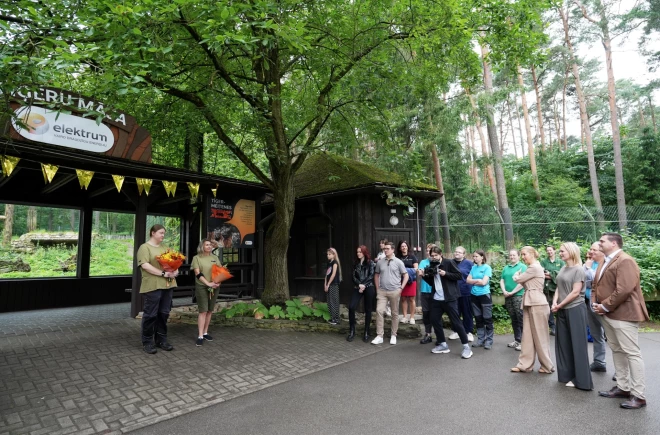 Церемония присвоения имен тигрицам в Рижском зоопарке.