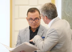  Veselības ministrs sola meklēt juridisku risinājumu, lai mazinātu bezrecepšu medikamentu cenas