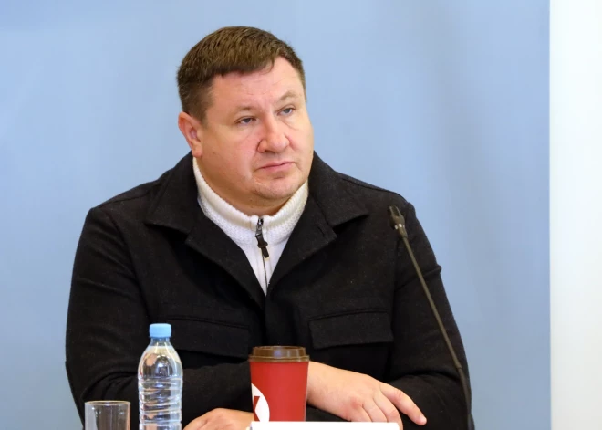 Потерял сознание, получил контузию: мэр Огре рассказал, как попал под обстрел в Украине