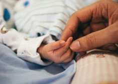 Latvijā jau septīto mēnesi pēc kārtas piedzimuši mazāk nekā 1000 bērnu