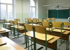 Pērn saņemtas vairāk nekā 500 vecāku sūdzības par pedagogu darba ētiku un citiem iespējamiem pārkāpumiem izglītības iestādēs