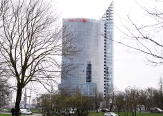 Здание Swedbank в Риге.