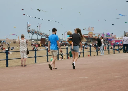 Pludmale Lankašīrā, Apvienotajā Karalistē.