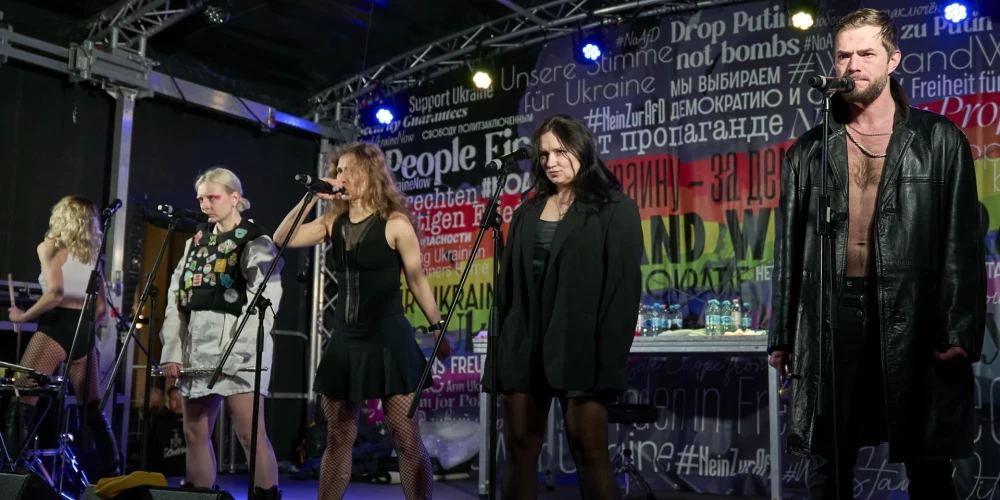 Grupa “Pussy Riot”.