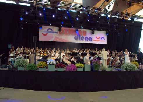 Latvijas Baptistu Dziesmu svētkiem – 100!