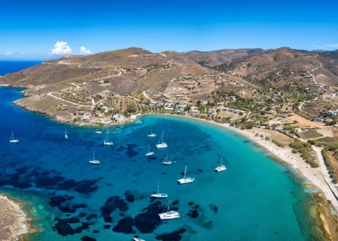 Туристам на заметку: большинство греков избегают отдыха на греческих островах