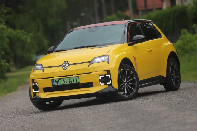 Elektriskais “Renault 5”.