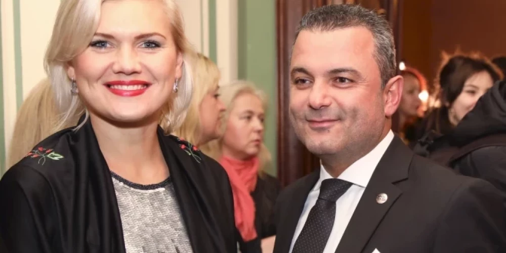 Linda Abu Meri ievēlēta par Bauskas novada domes priekšsēdētāja vietnieci.