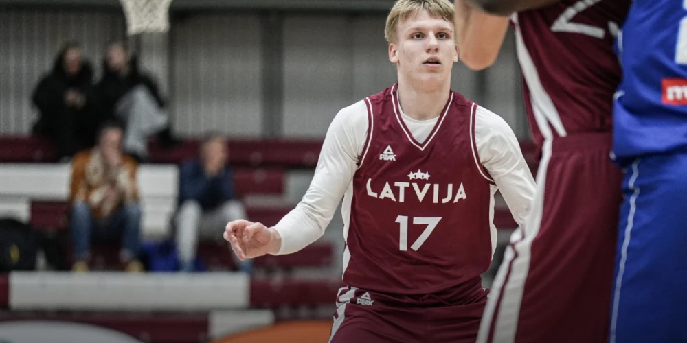 Latvijas kadetu izlase izcīnīja uzvaru ar rezultātu 76:47 (25:11, 23:9, 15:12, 13:15).