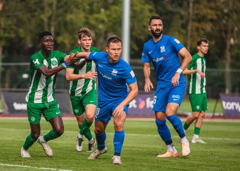 Latvijas čempionāta vicelīdere RFS sestdien "Tonybet" Latvijas futbola virslīgas 23. kārtas spēlē viesos Jūrmalā ar 4:0 (2:0) uzvarēja "Metta" vienību.
