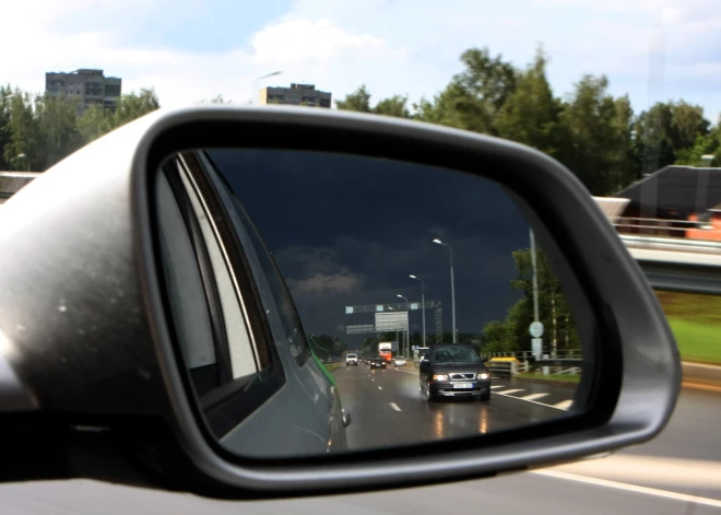 Topošos autovadītājus drīkstēs individuāli apmācīt tikai no 24 gadu vecuma un ar 5 gadu stāžu