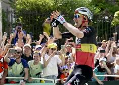 Tims Vellenss pirmo reizi karjerā uzvar "Tour de France" posmā, latvieši ar Pogačaru finišē lielajā grupā