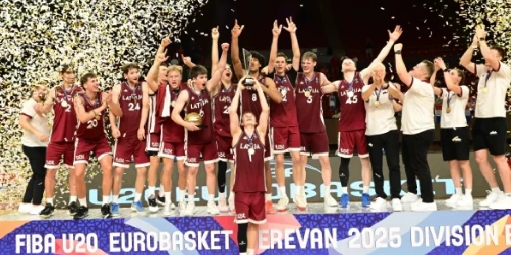 Latvijas U-20 izlases triumfs (foto: FIBA BASKETBALL)