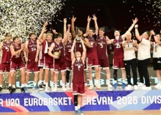 Latvijas U-20 izlases triumfs (foto: FIBA BASKETBALL)