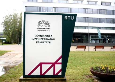 Deviņās augstskolās noslēdzas pieteikšanās pamatstudijām.