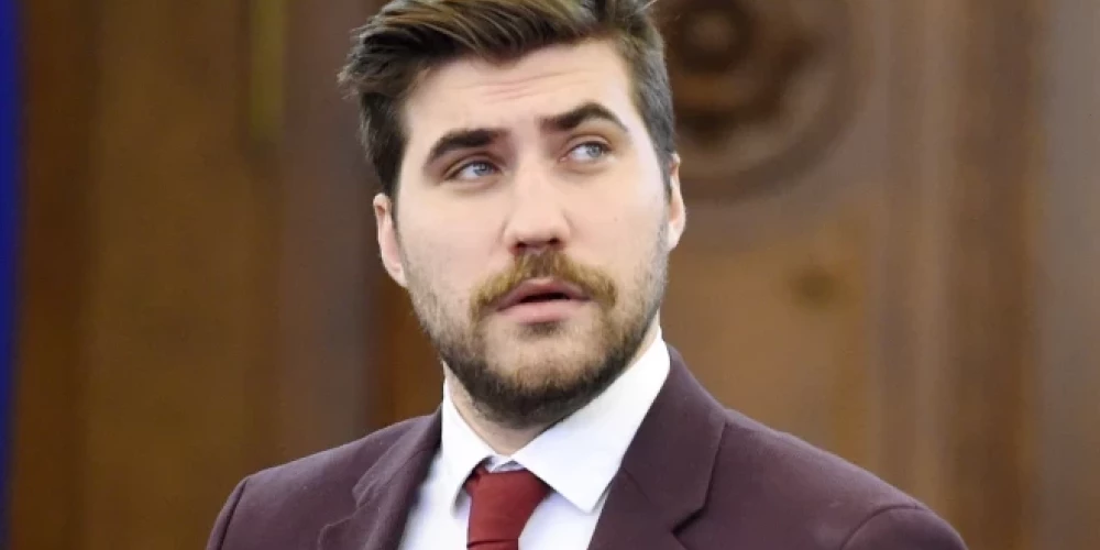 IZM parlamentārais sekretārs Dāvis Mārtiņš Daugavietis.