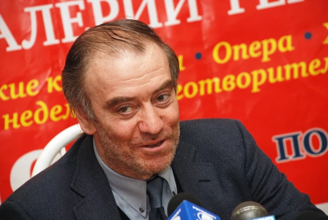 По неофициальной информации Валерий Гергиев имеет гражданство Нидерландов.