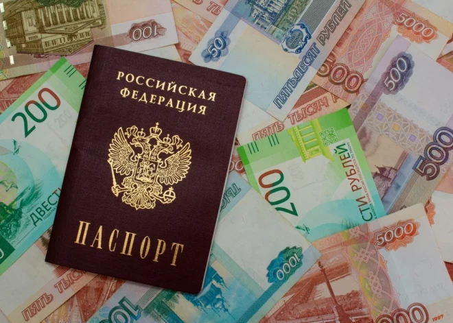 Россия перестала платить пенсии латвийским получателям: 124 человека уже попросили помощи у Рижской думы