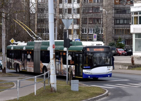 15-й троллейбус в Кенгарагсе.