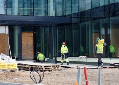 Valdība atbalsta 68,3 miljonu eiro pārdali Stradiņa un Austrumu slimnīcu projektiem