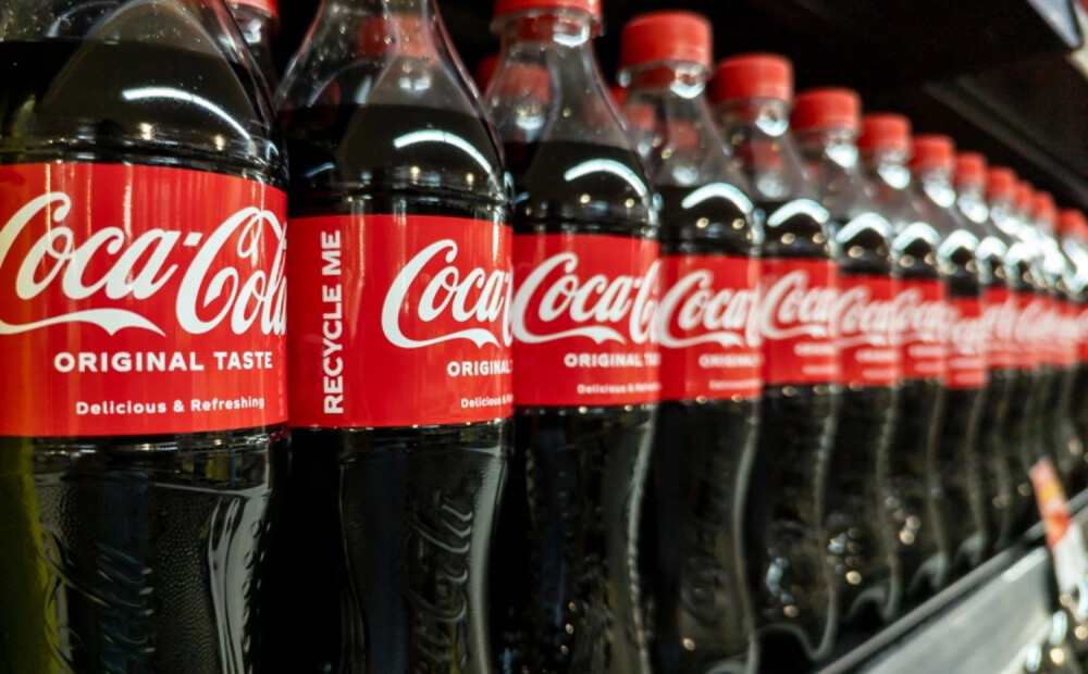 "Coca Cola" sāk ražot jaunu dzēriena recepti pēc Trampa "receptes". Ar ko tā īpaša?