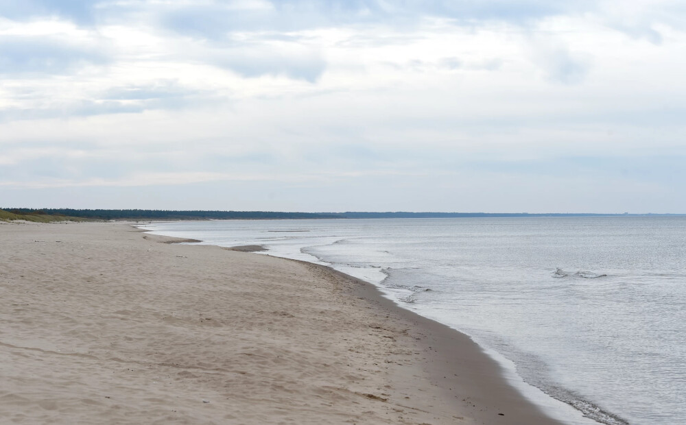 Krasi pazeminājusies ūdens temperatūra Rīgas līča Kurzemes piekrastē