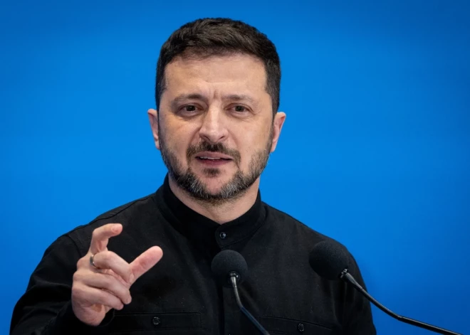 Латвийский аналитик: принятый Зеленским в спешке закон на руку РФ и подорвет доверие союзников к Украине