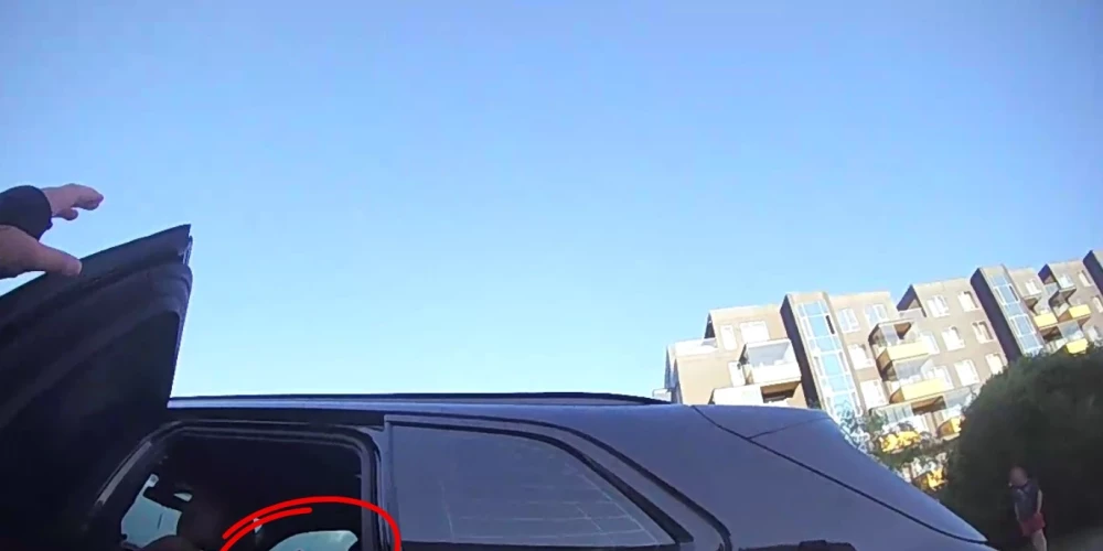 Skats no notikuma vietas. FOTO: Rīgas pašvaldības policija