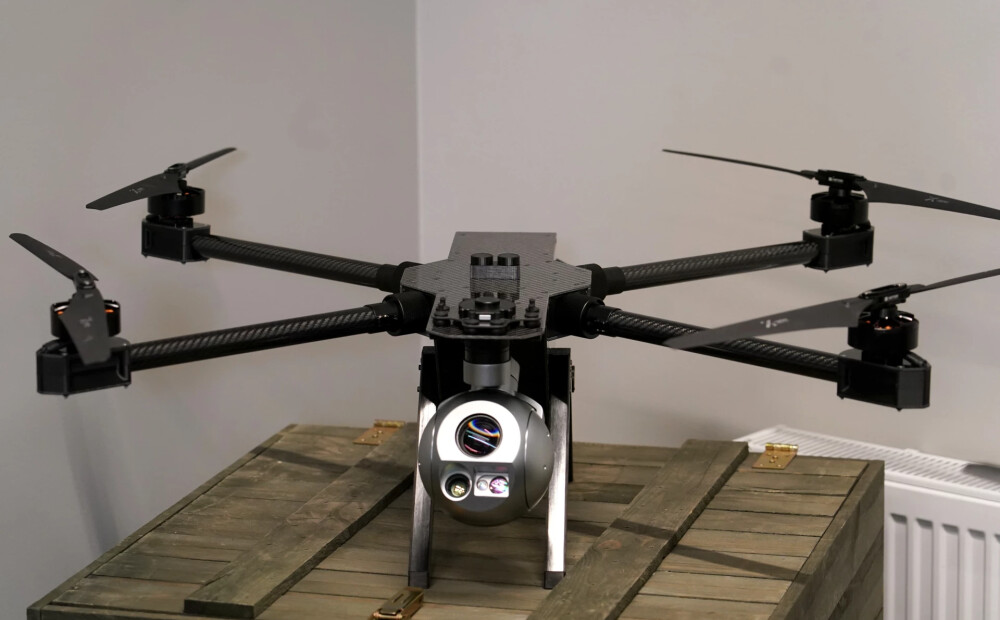 Latvijas uzņēmums vienīgais veiksmīgi nokārto testus un uzvar 24 miljonus vērtā dronu iepirkumā